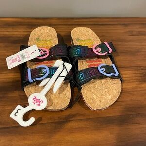Girls‎ Justice Sandles size 3 NWT